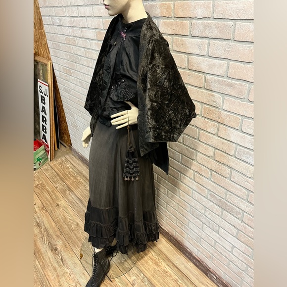 Antique 1800s Victorian Period Era Original Mourning Outfit Skirt Blouse Shawl + - Picture 8 of 16